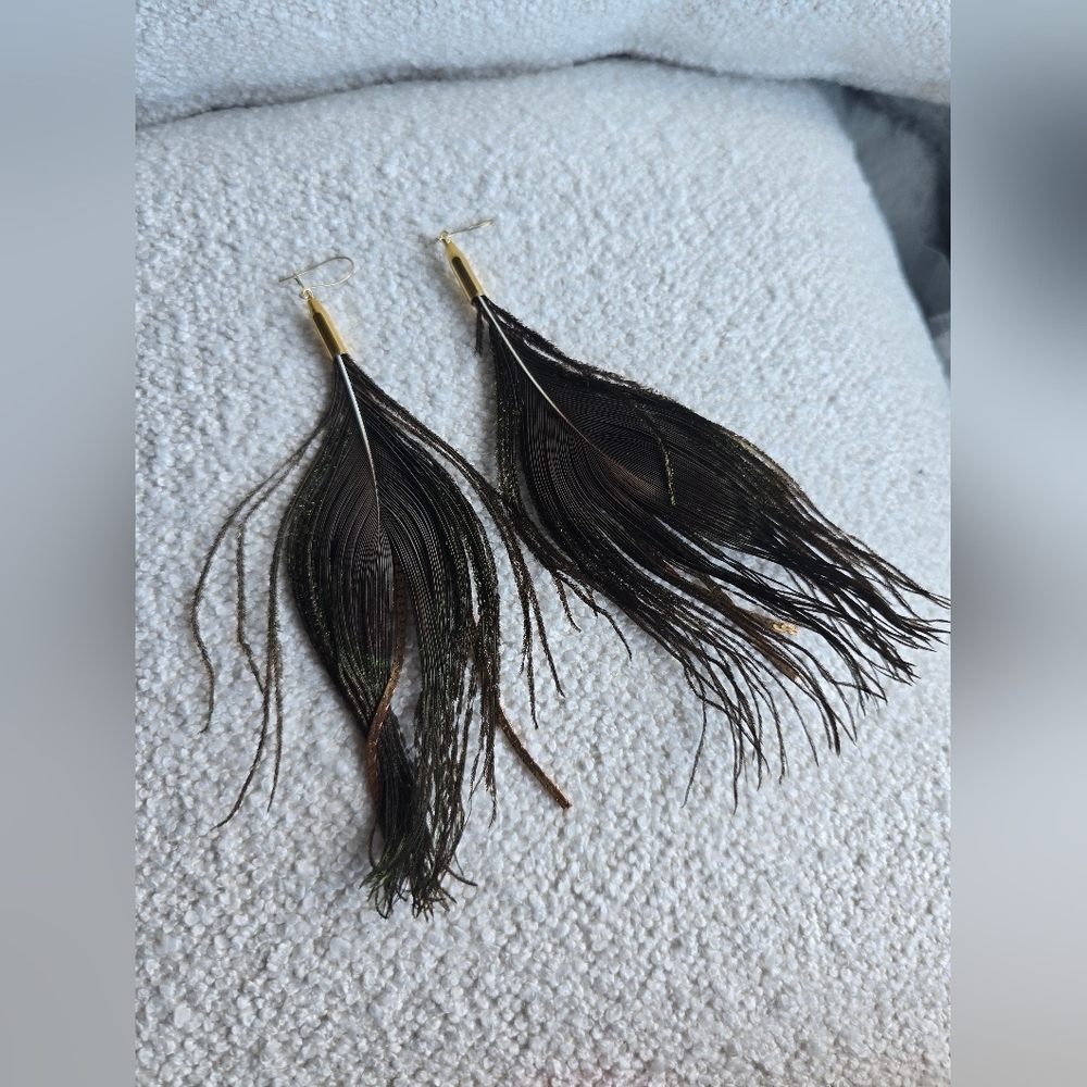 OLIVIA WELLES, Peacock Feather Dangle Earrings - Picture 5 of 5